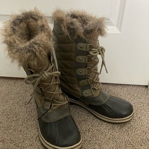 Joan of Arc Sorel Snow Boots